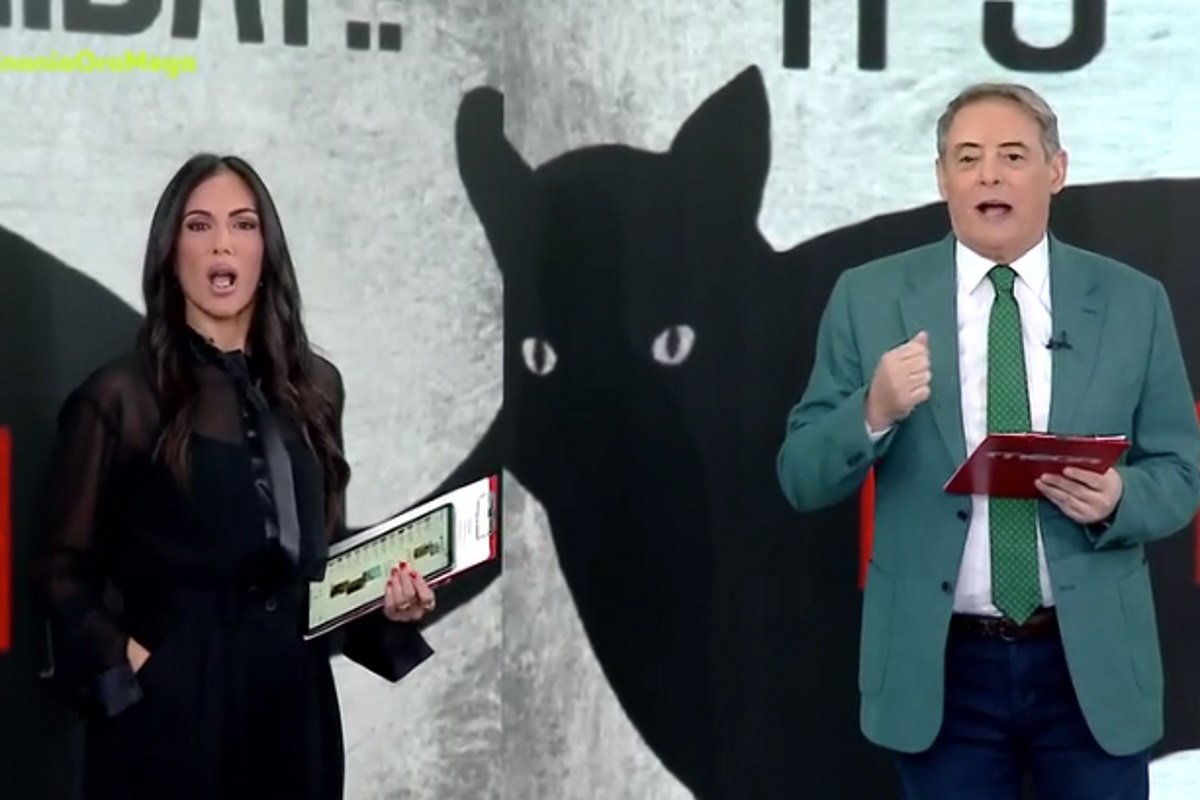 Ιορδάνης Χασαπόπουλος σε Ανθή Βούλγαρη: «Βάλε ένα χρωματάκι να σε δει και ο Θεός»