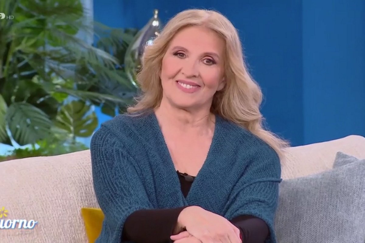 Ελένη Ζιώγα: Η εξομολόγηση για τα παιδικά χρόνια, τον χωρισμό των γονιών και τη φυγή από το σπίτι