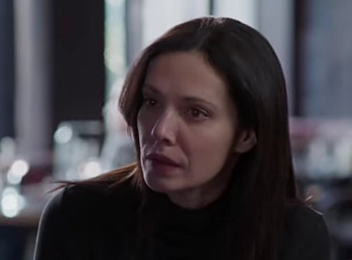 Μια νύχτα μόνο – Χ: «Αρετή ευτυχώς που δεν είσαι στην ηλικία της Σάρας ώστε να απορούμε που γκ@στρ@θηκες ξανά»