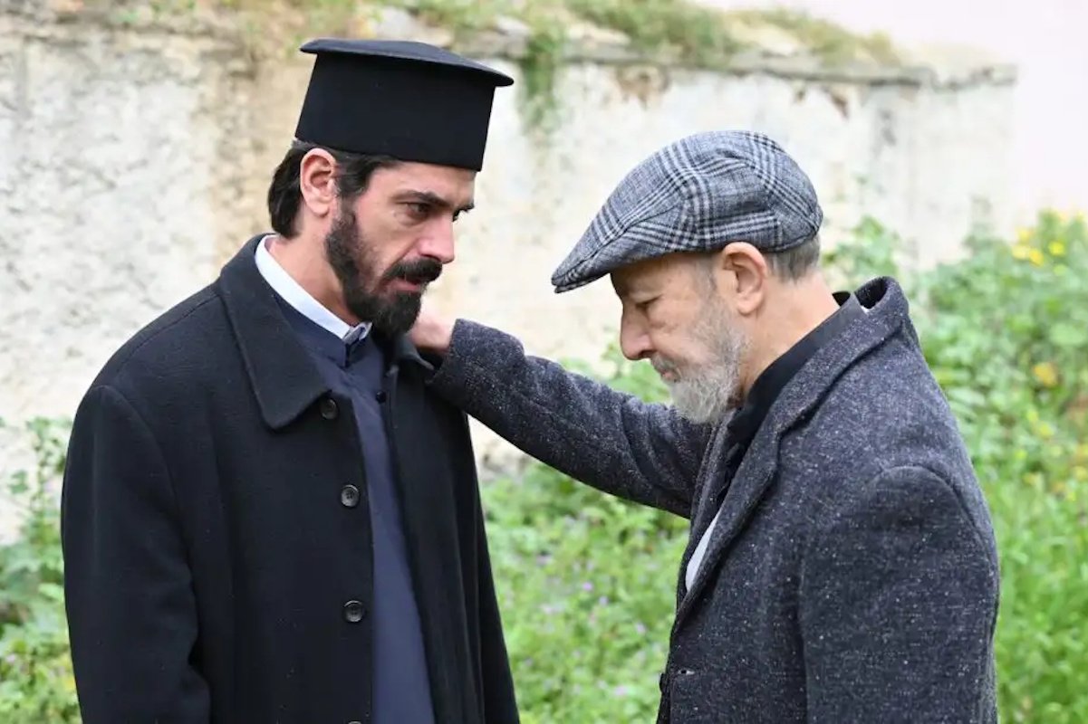 Άγιος Έρωτας spoiler: Ο Λεωνίδας επιστρέφει για εκδίκηση και στήνει παγίδα στον Παύλο