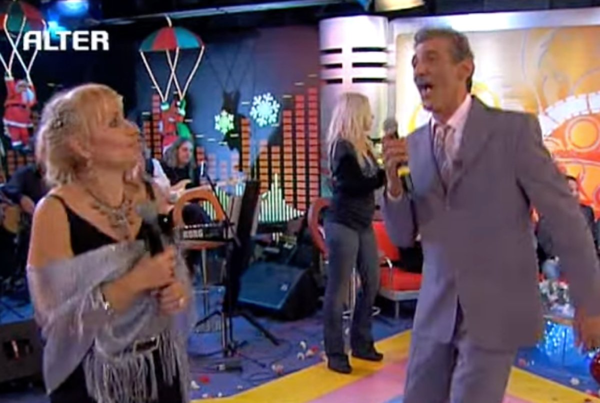 Cult ελληνική TV: Εσύ θυμάσαι το «Αχ Κούλα, Αχ Γιάννη» που μας στοίχειωσε; Το πιο αλλόκοτο love story των 00s