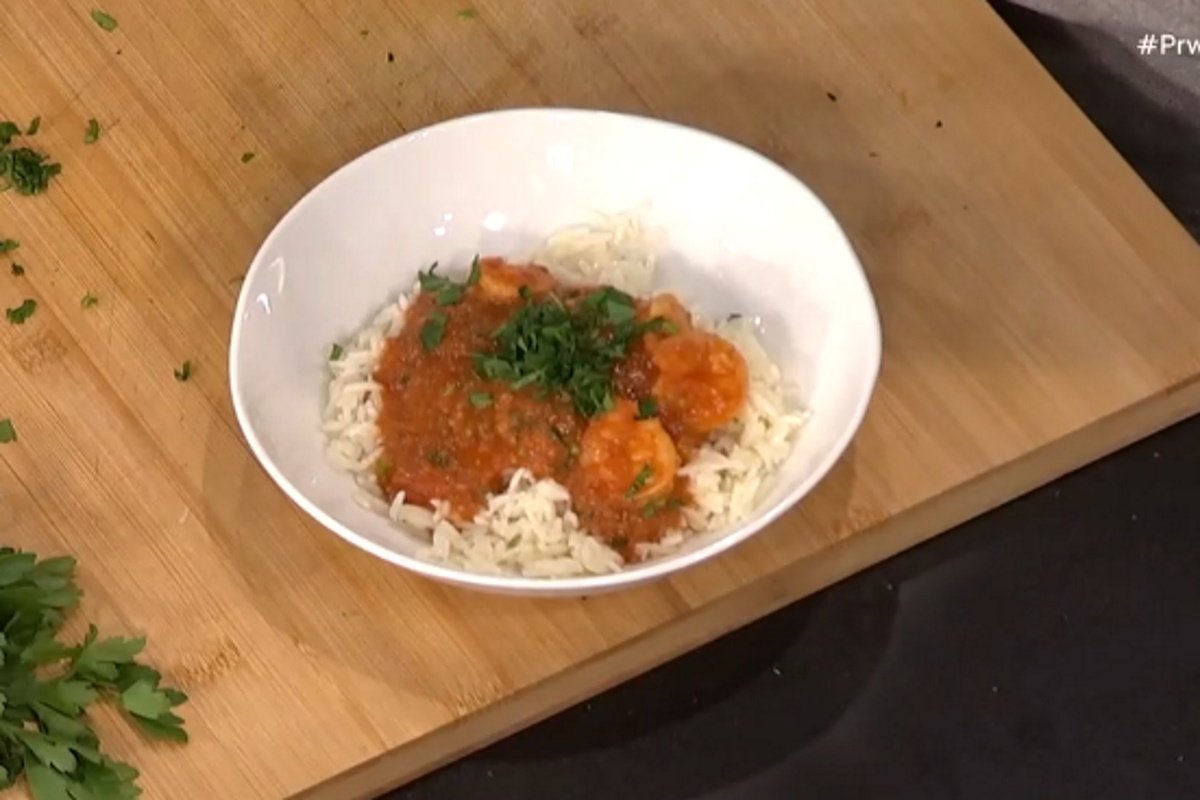 Γαρίδες κοκκινιστές για τις ημέρες της νηστείας!