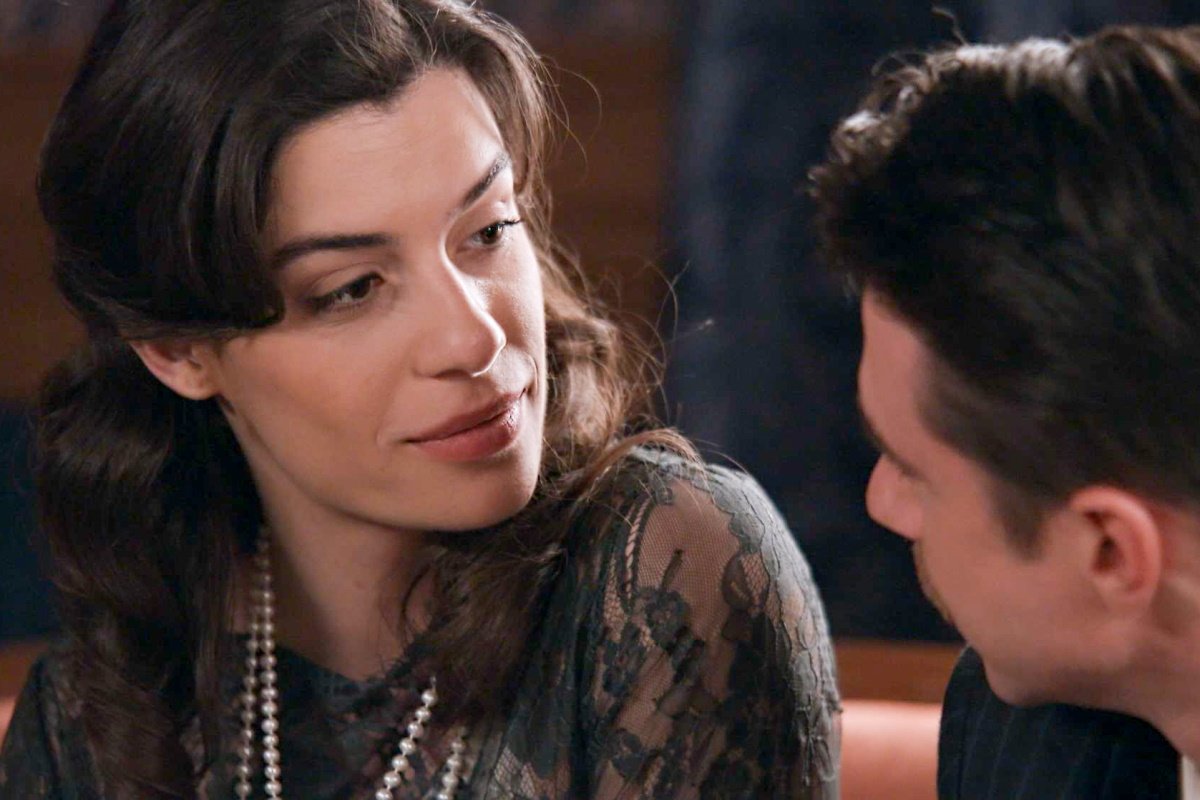 Grand Hotel 29/4: Η Μαρίνα προτείνει στον Πέτρο να παντρευτούν – Ο Ρήγας θέλει για κουμπάρο τον Χατζημήτρο