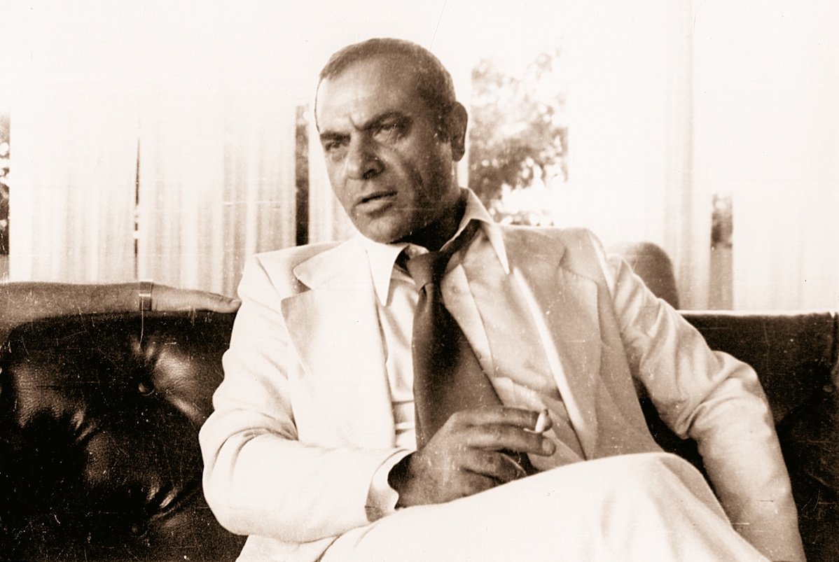 Χρονομηχανή: Όταν ο Στέλιος Καζαντζίδης εξηγούσε γιατί αποσύρθηκε από τα νυχτερινά κέντρα