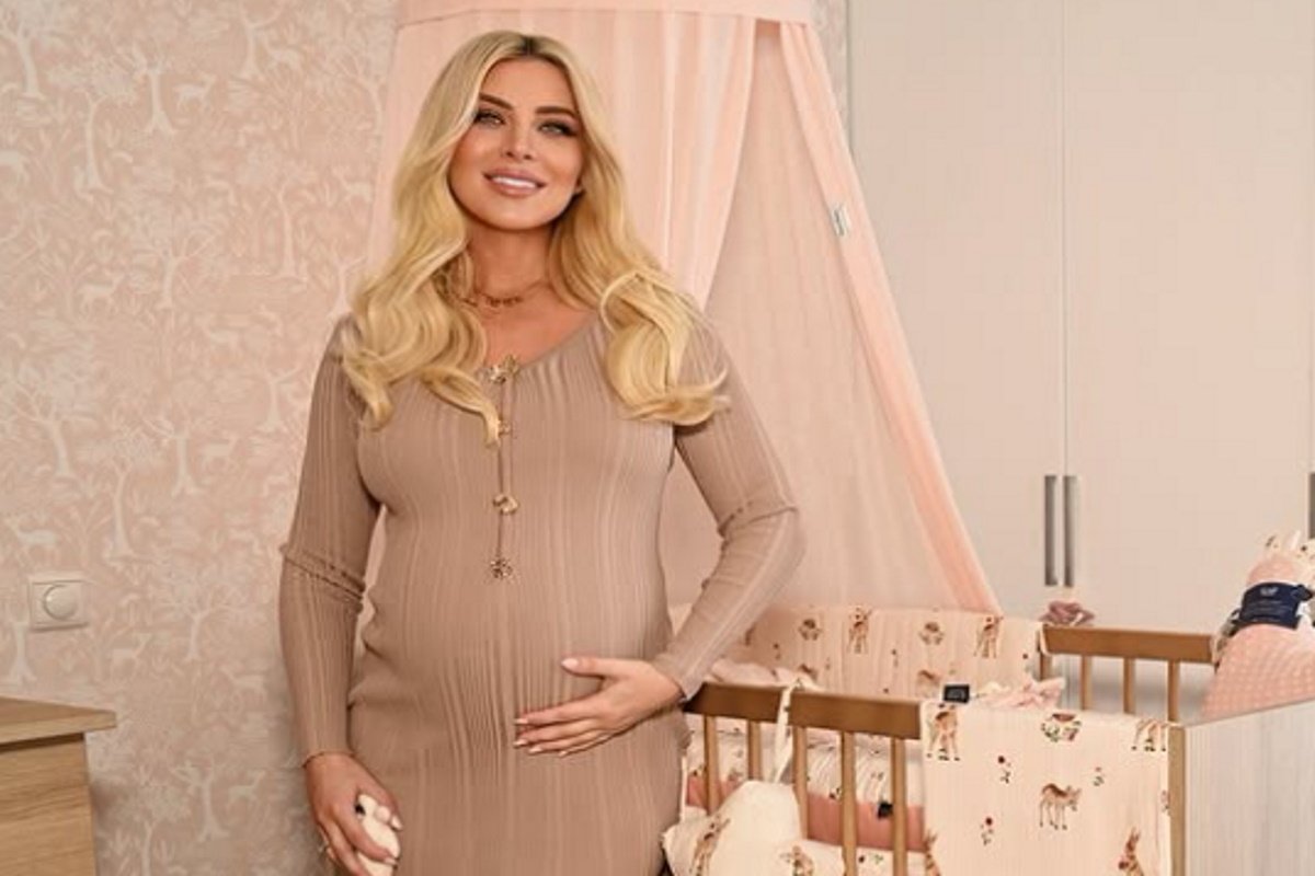 Κατερίνα Καινούργιου: Μητέρα για πρώτη φορά – Όλες οι λεπτομέρειες για τη γέννηση της κόρης της