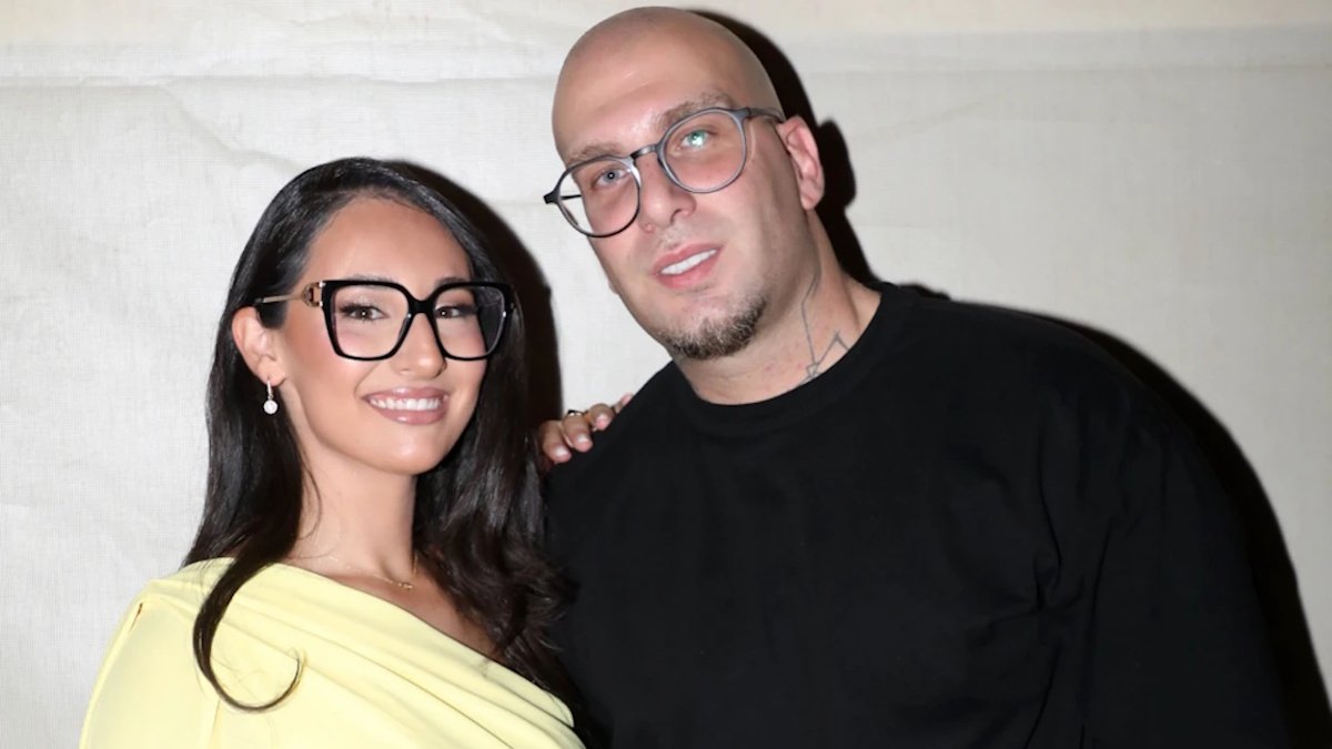 O Oge ξεκαθαρίζει: «Δεν είμαι εγώ ο παραγωγός – Πρόκειται για προσωπική υπόθεση της Κλαυδίας που έχει πάρει ήδη τον δρόμο της»