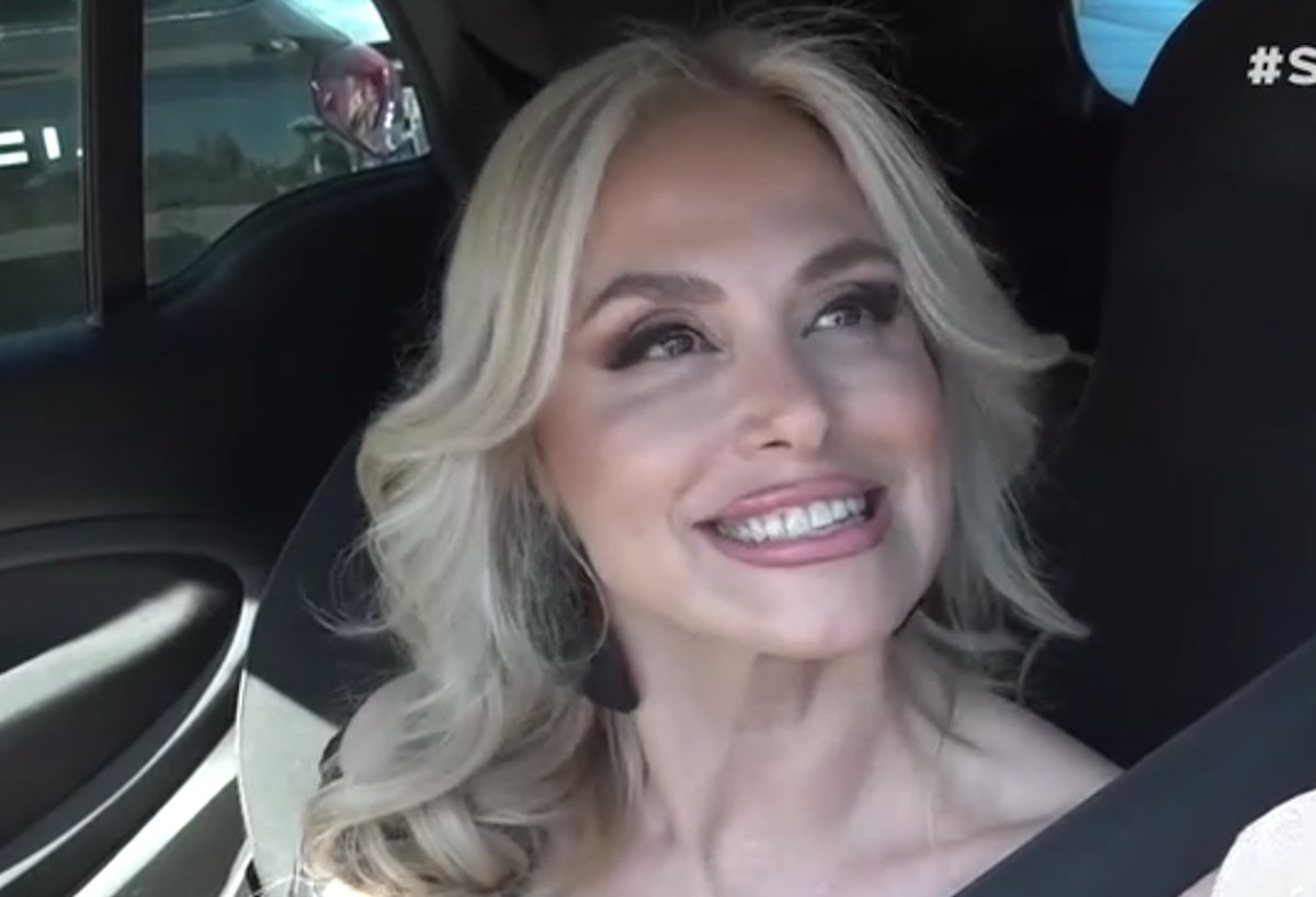 Ζωή Κρονάκη: «Θα σκεφτόμουν διπλά και τριπλά να φύγω από την ΕΡΤ αλλά όλα είναι ανοιχτά»