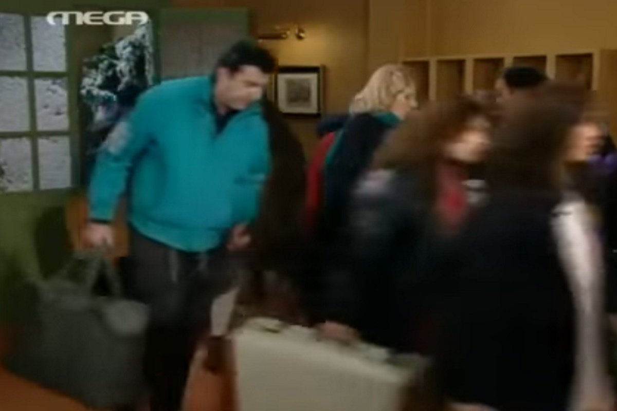 Γιώργος Λιάγκας: Όταν περνούσε δίπλα από τη Χριστίνα στο Ντόλτσε Βίτα – Plus, ακόμα μία εμφάνιση σε γνωστή σειρά!