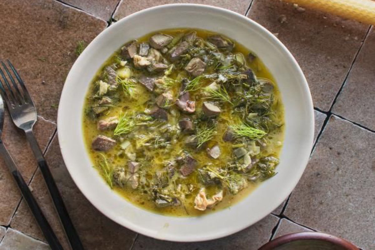 Πάσχα: Η τέλεια μαγειρίτσα χωρίς αποτυχίες – Όλα τα tips για να την κάνεις σαν της μαμάς!