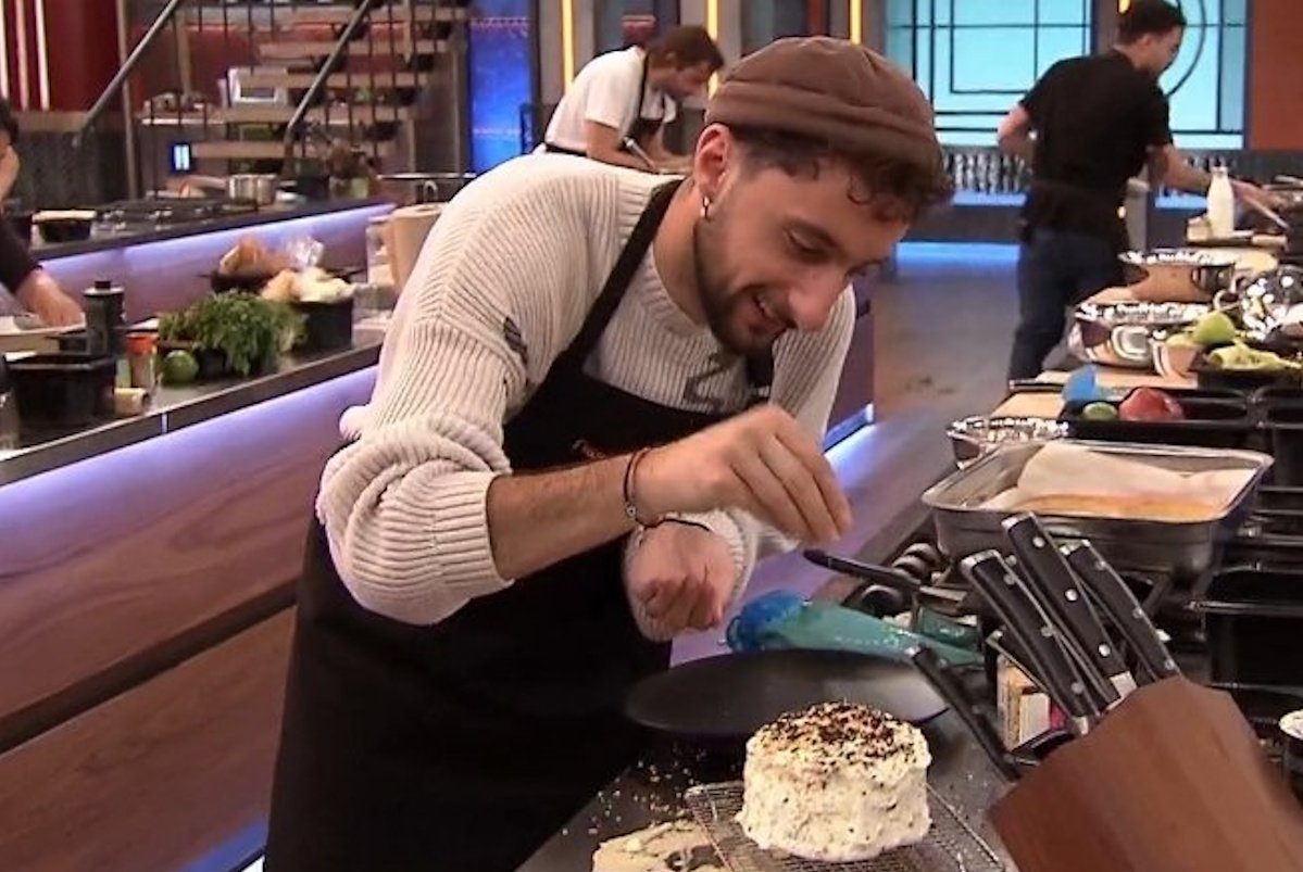 MasterChef: Κλάμα στο Χ – «Ρε τι έκανε; Εμφάνιση τούρτας 10χρονου!»