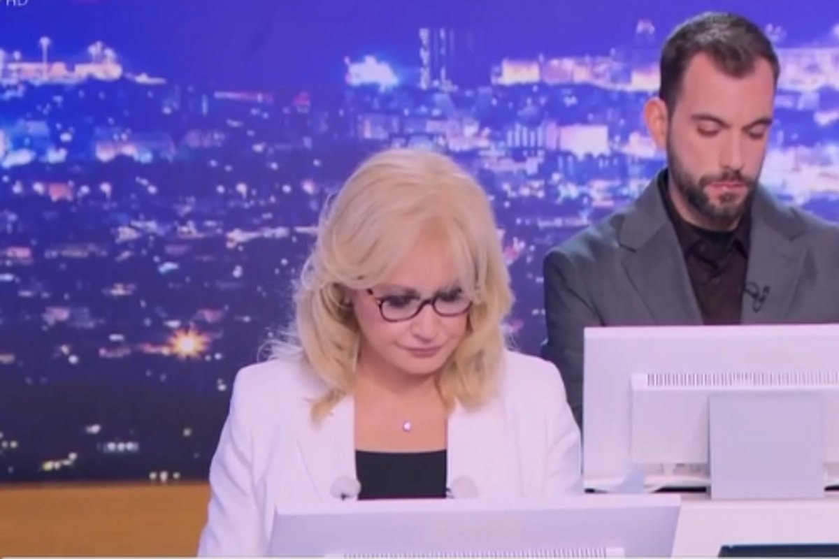 Τραγική αποκάλυψη για τον Άκη Αξιώτη: Το τηλεφώνημα που «πάγωσε» τη Νικολούλη – «Έχει πεθάνει, μην το πείτε τώρα στη μάνα του»