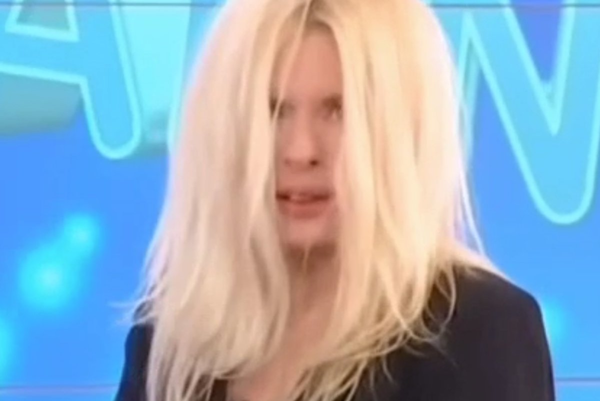 Πάνια παθαίνει meltdown και μπήγει ουρλιαχτά στην Μηλιαρέση – Αξέχαστο τηλεοπτικό «διαμάντι»