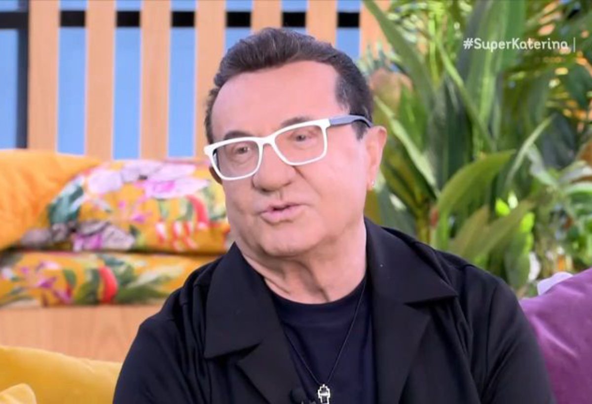 Λευτέρης Πανταζής: «Το παιδί μου ήρθε κοντά μου γύρω στα 18 της – Μετά έφυγε για Αμερική…»