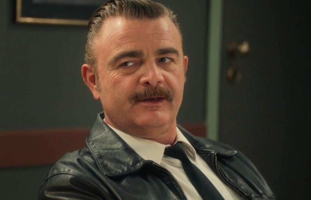 Porto Leone spoiler: Ρίχνει βενζίνη και βάζει φωτιά για να τον κάψει – Χαλασμός στην οικογένεια Βούλγαρη