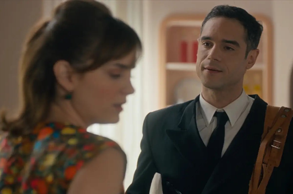 Porto Leone spoiler: Η εγκυμοσύνη της Βούλας σοκάρει τον Ορέστη – Χάνει τη γη κάτω από τα πόδια του