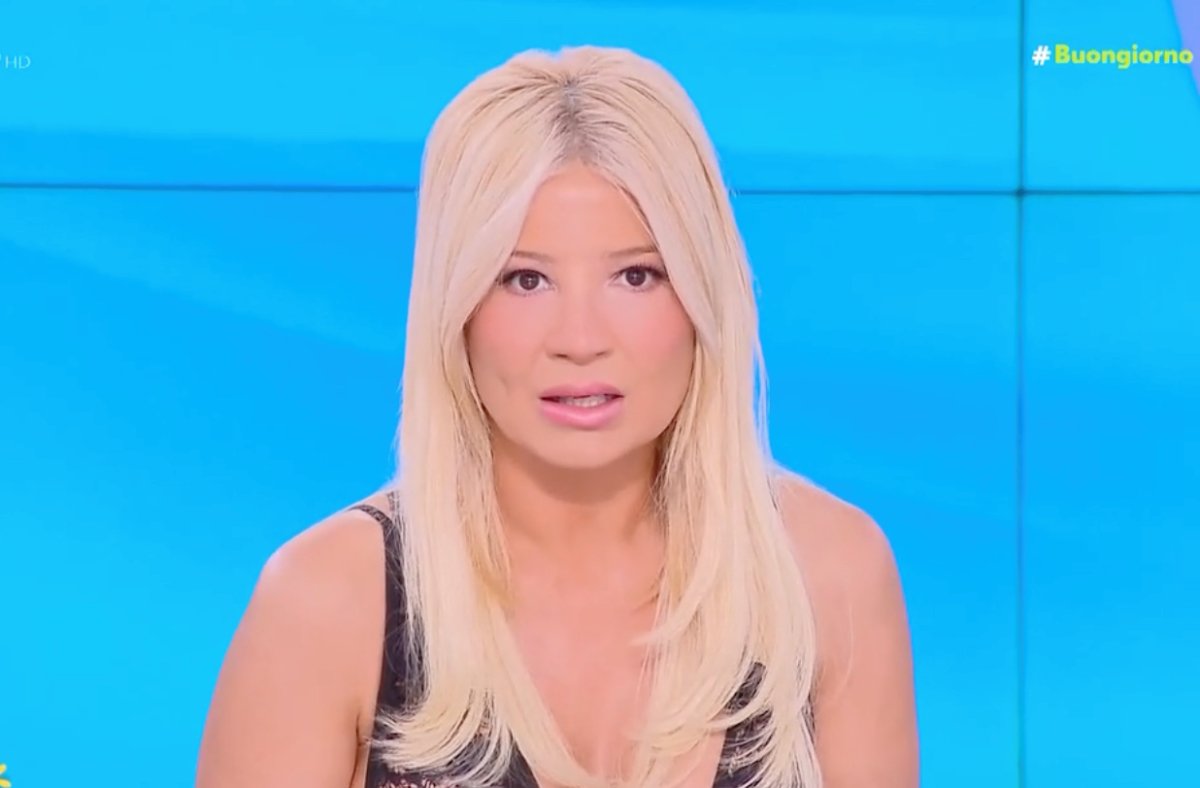 Buongiorno: Η επική γκάφα της Φαίη Σκορδά και τα «Fa(y)ke news» – «Έπεσε κανονικά;»