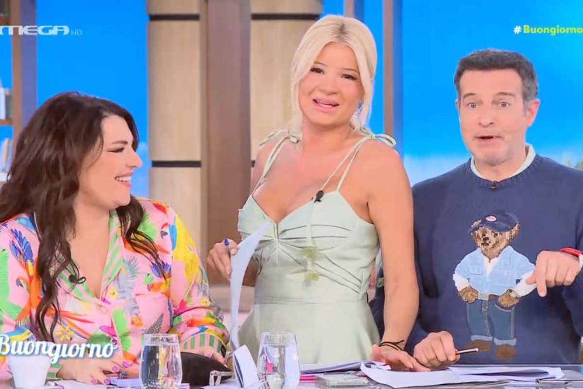 Φαίη Σκορδά: Το on air πείραγμα για τον γάμο και η ατάκα για… άγνωστη ημερομηνία – «Γιατί έχουμε εμείς;»