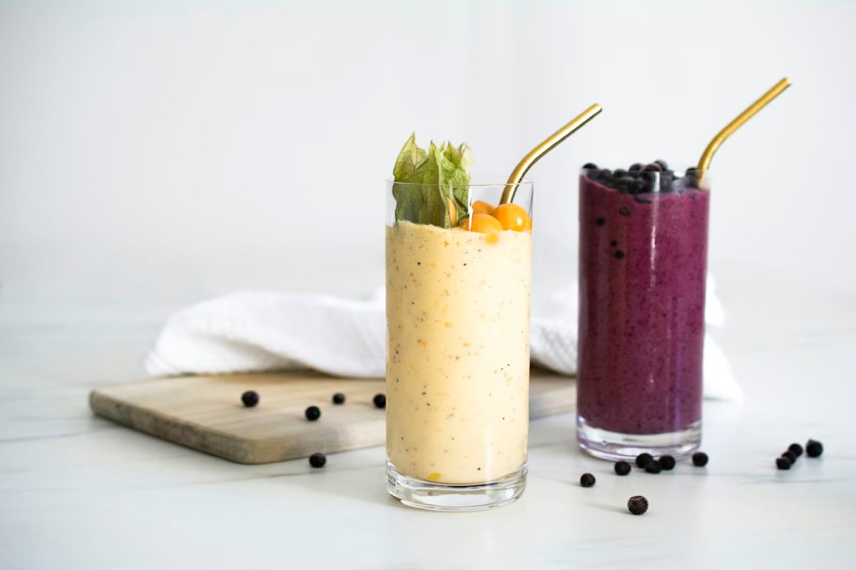 Smoothies: Θες περισσότερη πρωτεΐνη; 7 φυσικοί τρόποι να τα απογειώσεις εύκολα και νόστιμα!