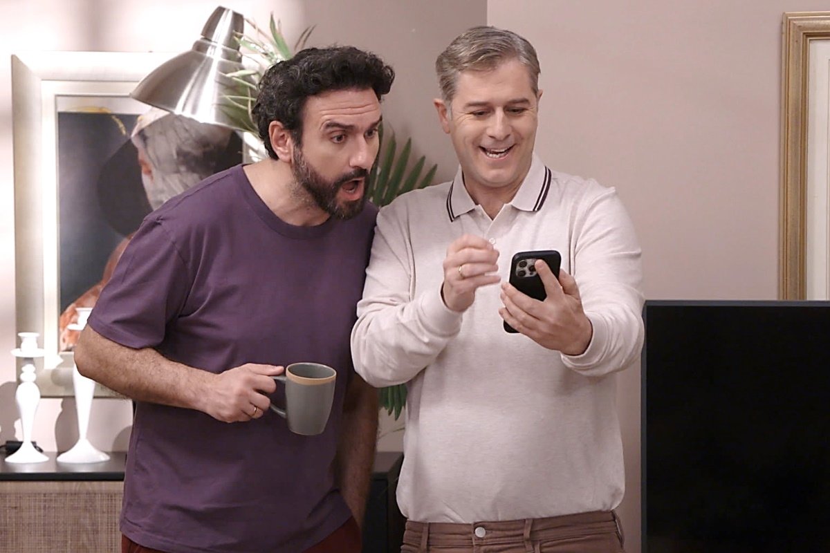 Το σόι σου 23/4: Οι Τριαντάφυλλοι στη δίνη του AI