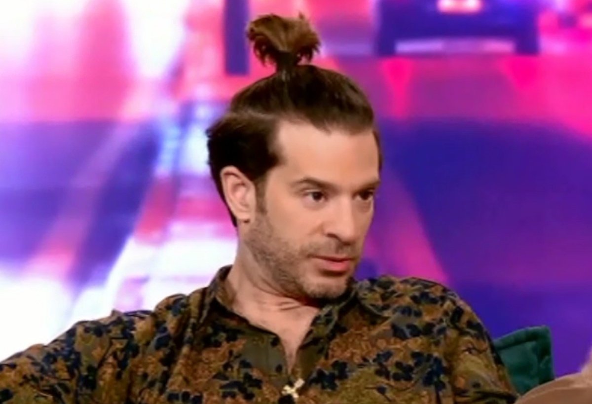 Ορέστης Τρίκας: «Έχω αφυδατωθεί γιατί ήμουν με διάρροια 12 μέρες – Με τρώει ένα παράσιτο που το τσίμπησα από μια σαλάτα»