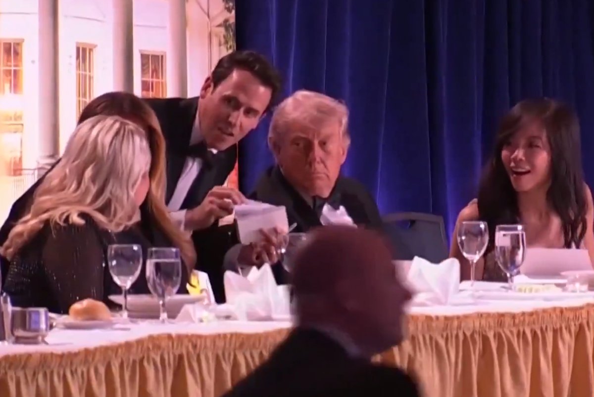 Συναγερμός στην Ουάσινγκτον: Πυροβολισμοί δίπλα στο δείπνο με Τραμπ – «Δάσκαλος το μήνα» ο δράστης