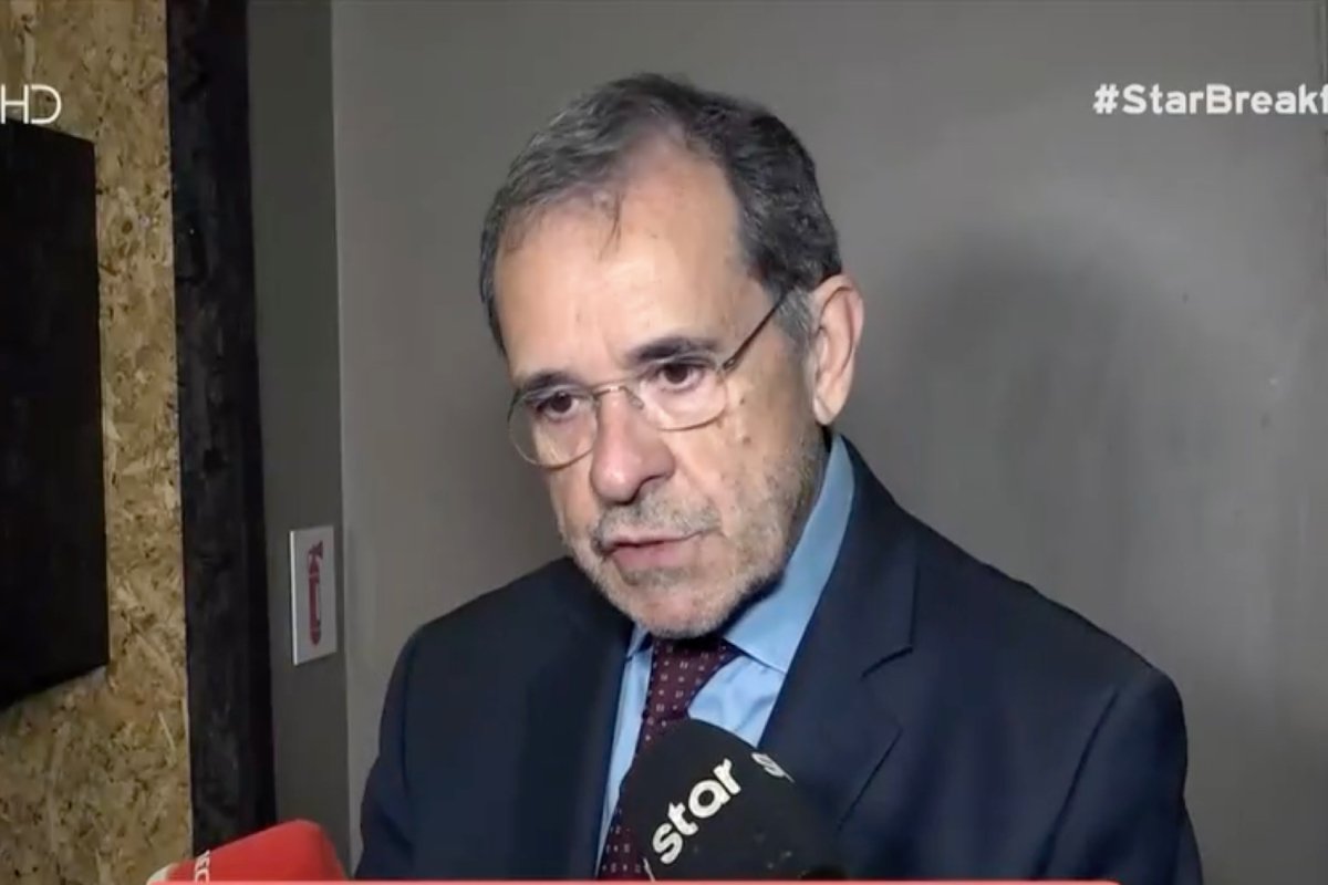 Παύλος Τσίμας για Μαζωνάκη: «Τον συμπαθώ, τον εκτιμώ πολύ, θεωρώ ότι είναι ένα πολύ ισχυρό πρόσωπο»