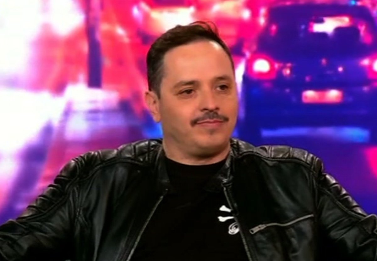 Αλέξανδρος Τσουβέλας: «Δεν μου μιλάνε αρκετά άτομα – Αν δανείσεις χρήματα σε κάποιον, ξέχασέ το»