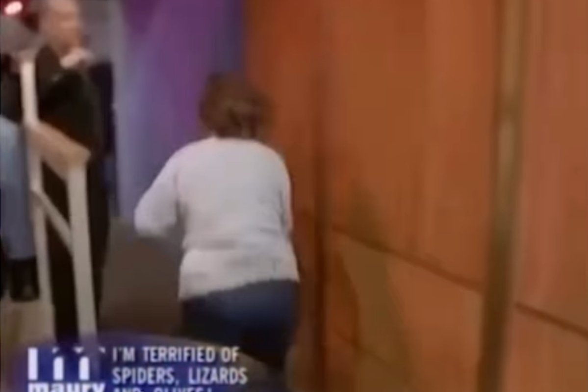 Η πιο αλλόκοτη φοβία στην τηλεόραση; Γυναίκα έτρεξε πανικόβλητη on air μόλις είδε… ελιές!