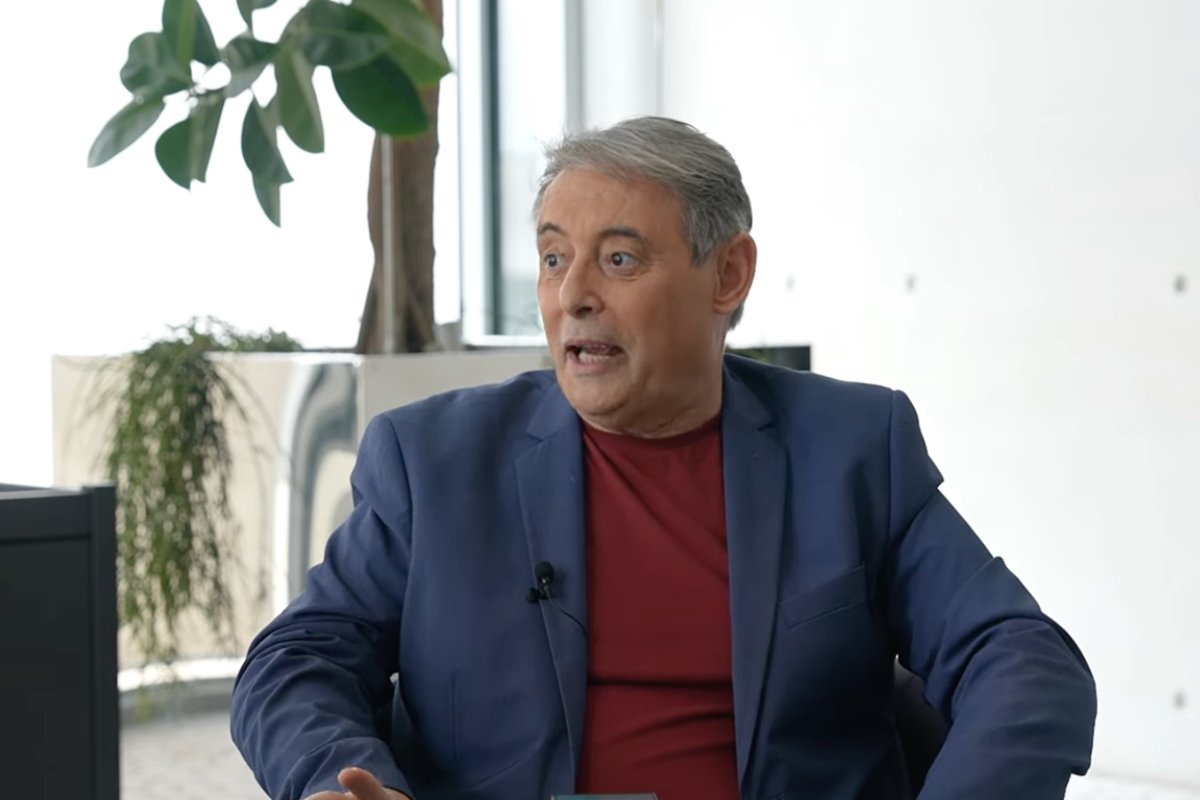 Χασαπόπουλος: «Τώρα λένε δεν έχουν μισθούς και δεν μπορούν να κάνουν οικογένεια, γιατί τότε οι μισθοί ήταν καλύτεροι;»