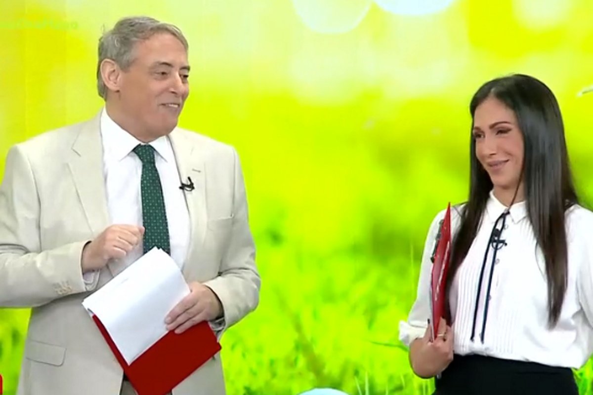 Χασαπόπουλος – Βούλγαρη: Ο απολαυστικός διάλογος για πτήσεις, φόβους και… αεροσυνοδούς