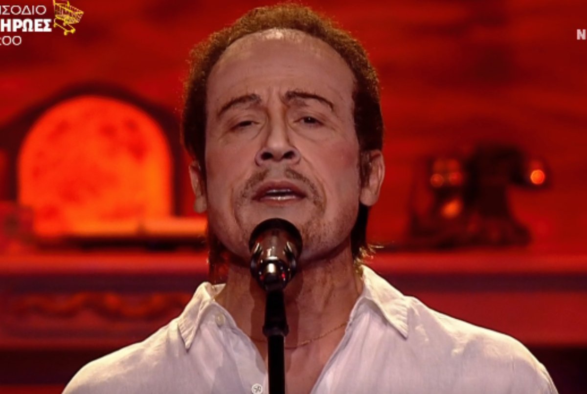 YFSF: Καθήλωσε ως Γιάννης Πάριος ο Παναγιώτης Ραφαηλίδης – «Μπορώ να γονατίσω λίγο;»