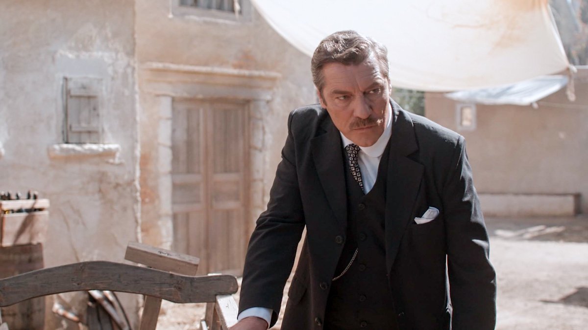 Grand Hotel 25/5: Ο Χατζημήτρος ξεσπά στη Μελίνα