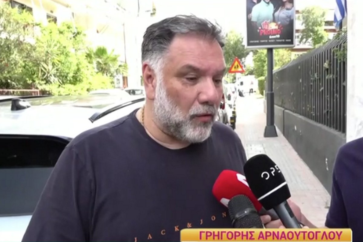 Γρηγόρης Αρναούτογλου για Σταύρο Φλώρο: «Ο Γιώργος Λιανός είναι σε σοκ – Είναι συνέχεια δίπλα του»