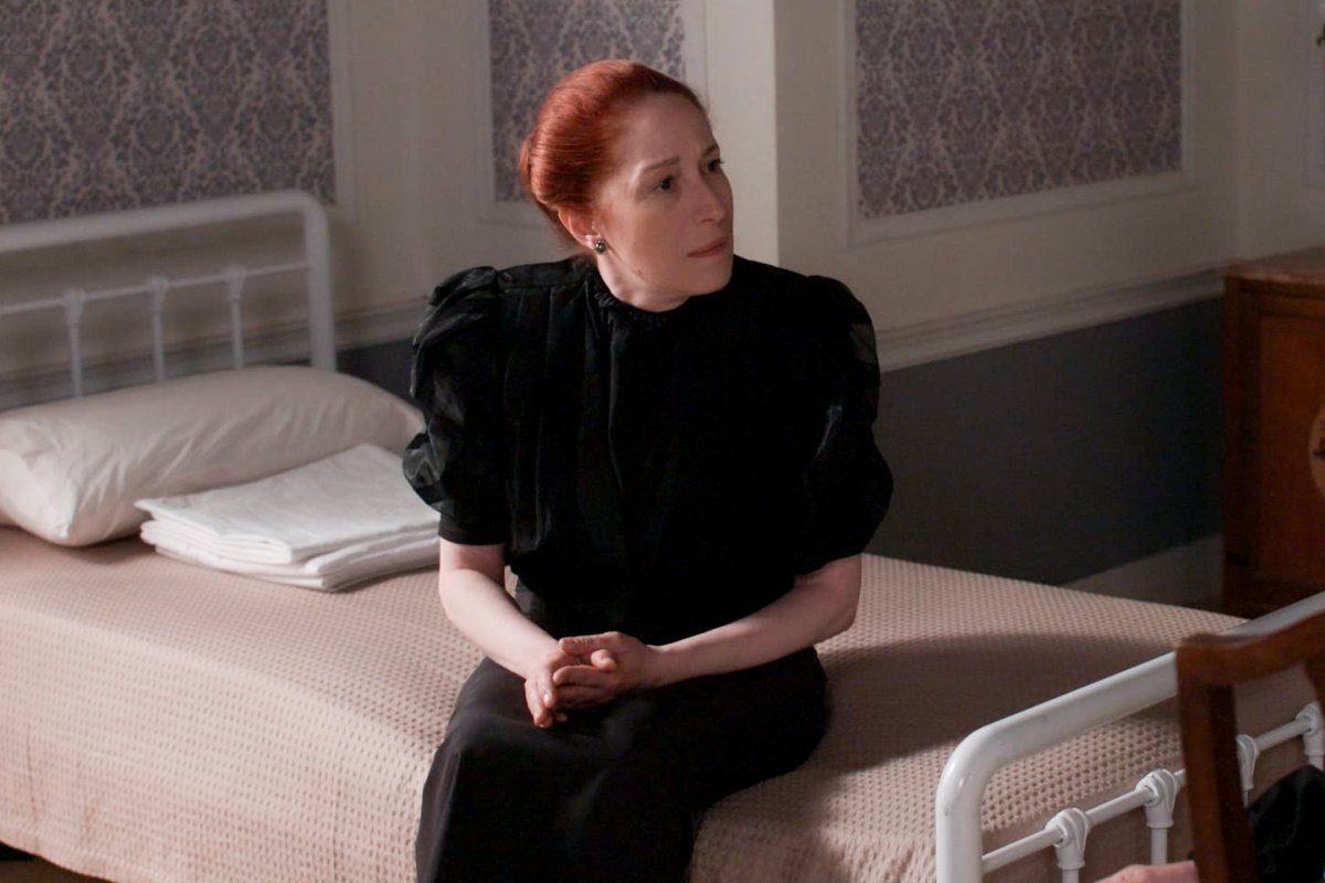 Grand Hotel spoiler: Η Αγγέλα ήξερε ότι πεθαίνει – Τα γράμματα που αφήνει σε Νικόλα και Αλίκη συγκλονίζουν