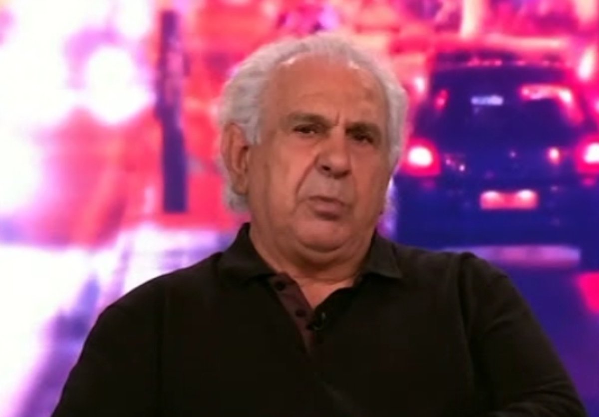 Κώστας Καζάκας: «Για το “ατύχημα” ευθύνεται η Ελισάβετ Κωνσταντινίδου – 30 χρόνια μετά διόρθωσε το “λάθος” της»