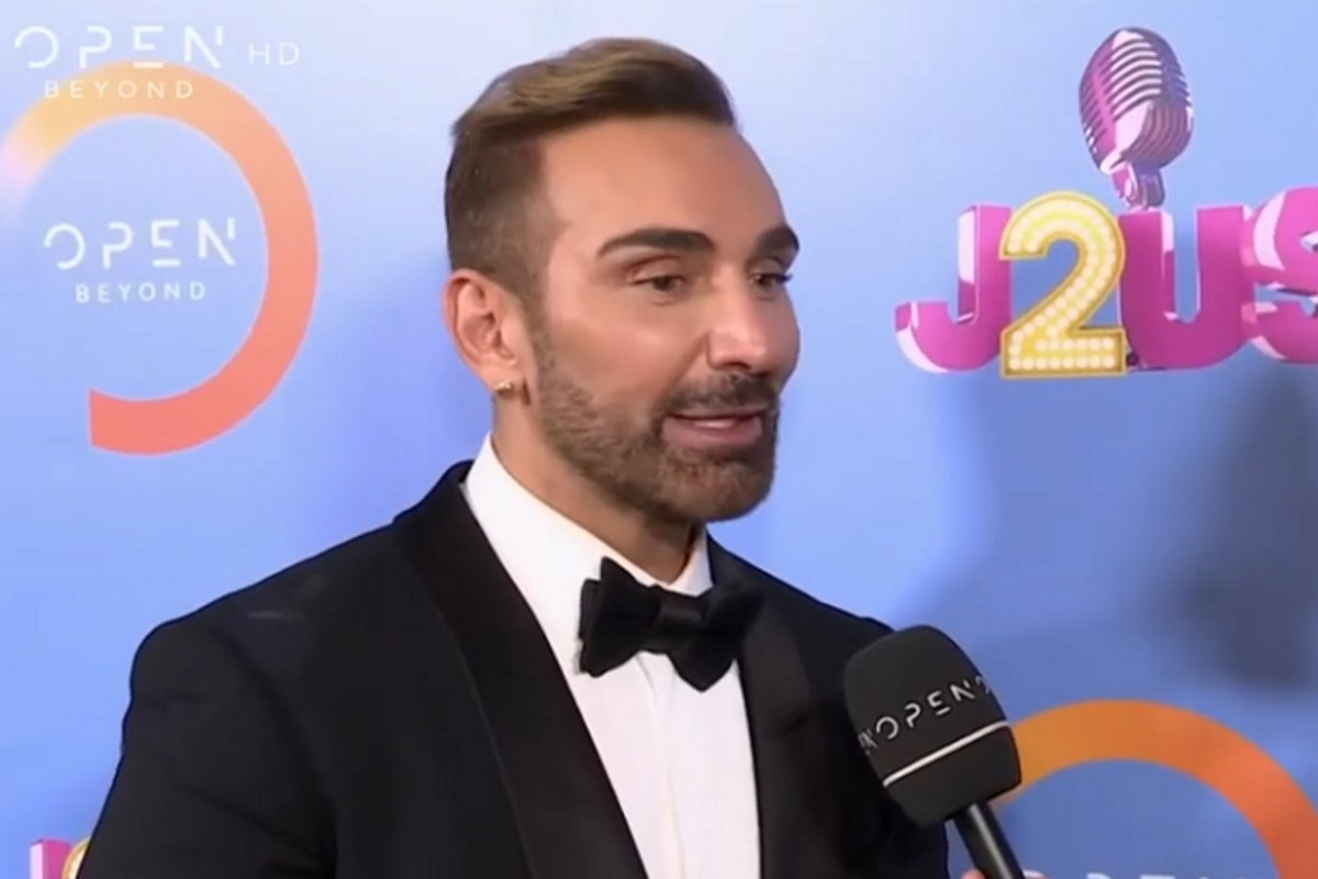 Νίκος Κοκλώνης: «Δεν μπορώ να αλλάζω τα πρόσωπα που αγαπώ, αν και κάποιες φορές πρέπει – Έχω στεναχωρηθεί με τη Δέσποινα Βανδή»