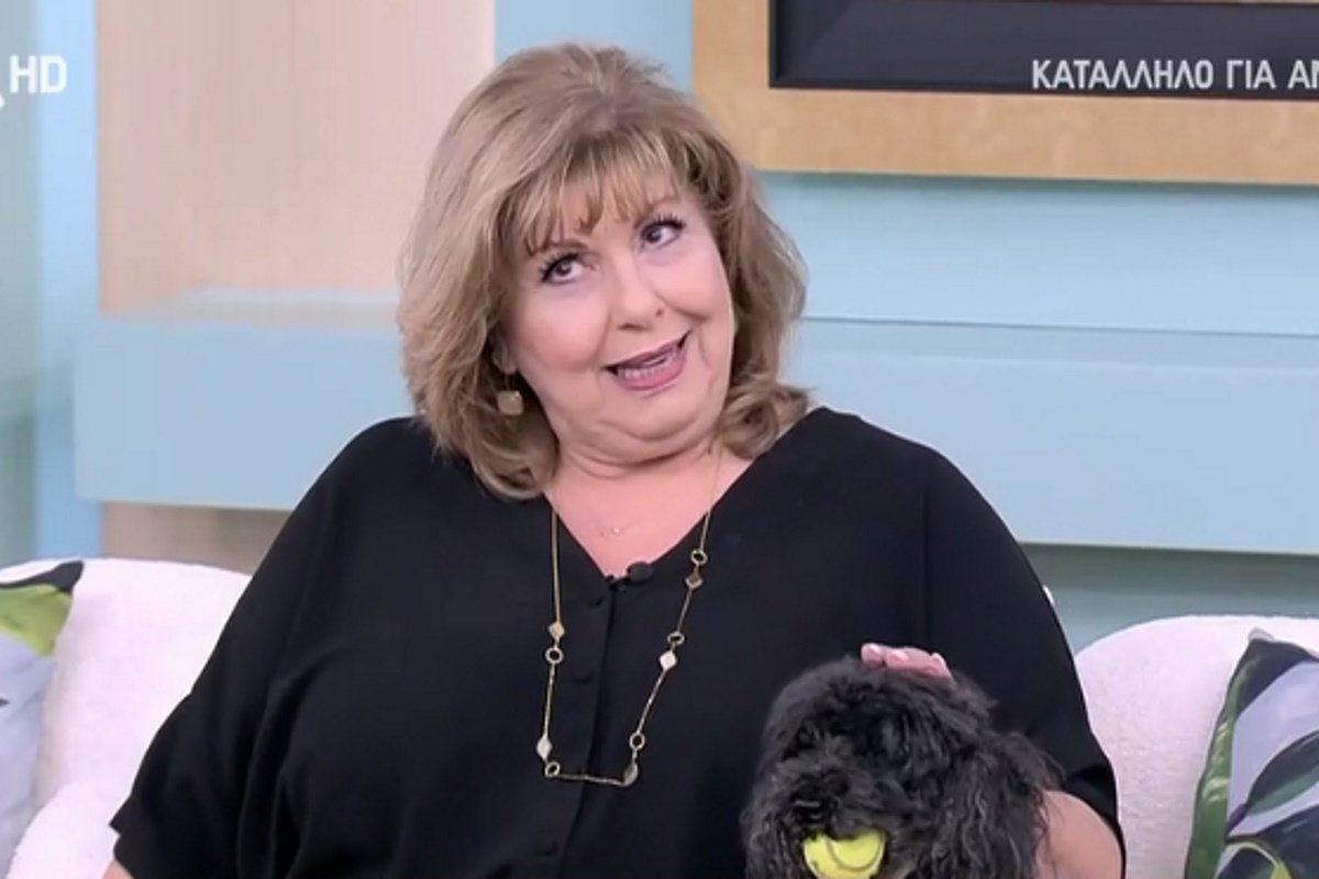Λένα Μαντά: «Προετοιμάζομαι για να βγάλω τα μαύρα – Μέχρι και οι νυχτικές μου είναι μαύρες»