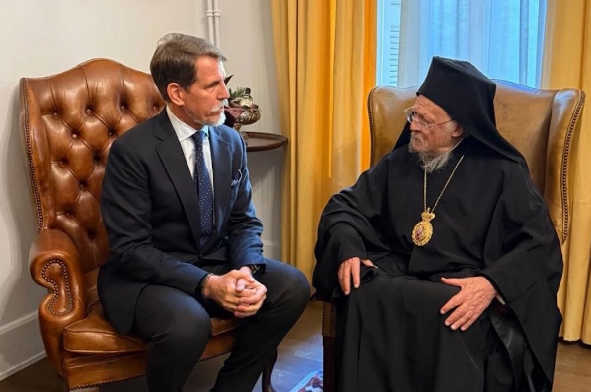 Παύλος Ντε Γκρες: Η επίσκεψη στον Οικουμενικό Πατριάρχη Βαρθολομαίο και το δημόσιο μήνυμα