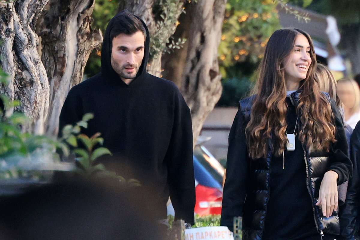 Άννα Πρέλεβιτς – Νικήτας Νομικός: Εξιτήριο για τις δίδυμες κόρες τους μετά από 20 ημέρες στη ΜΕΝΝ