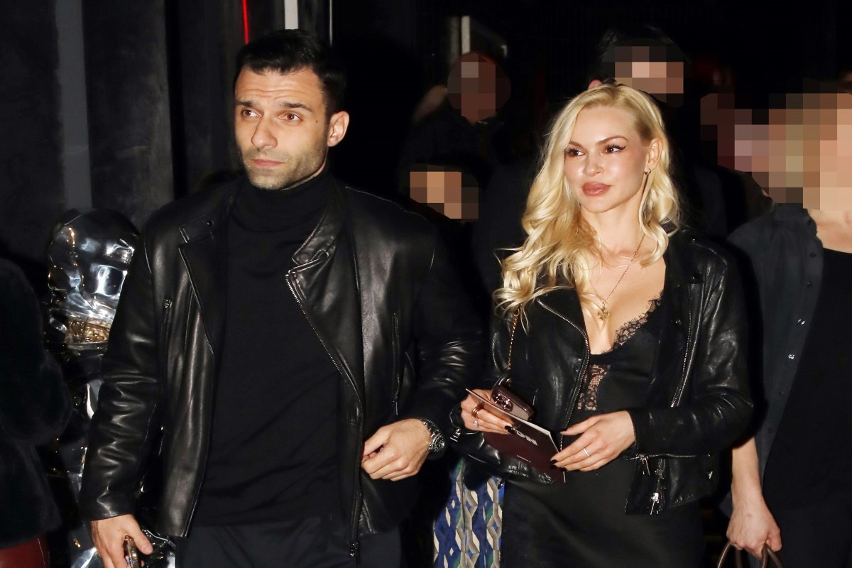 Βίκυ Κάβουρα – Γιώργος Τζαβέλλας: Μυστικός γάμος και βάφτιση για την κόρη τους