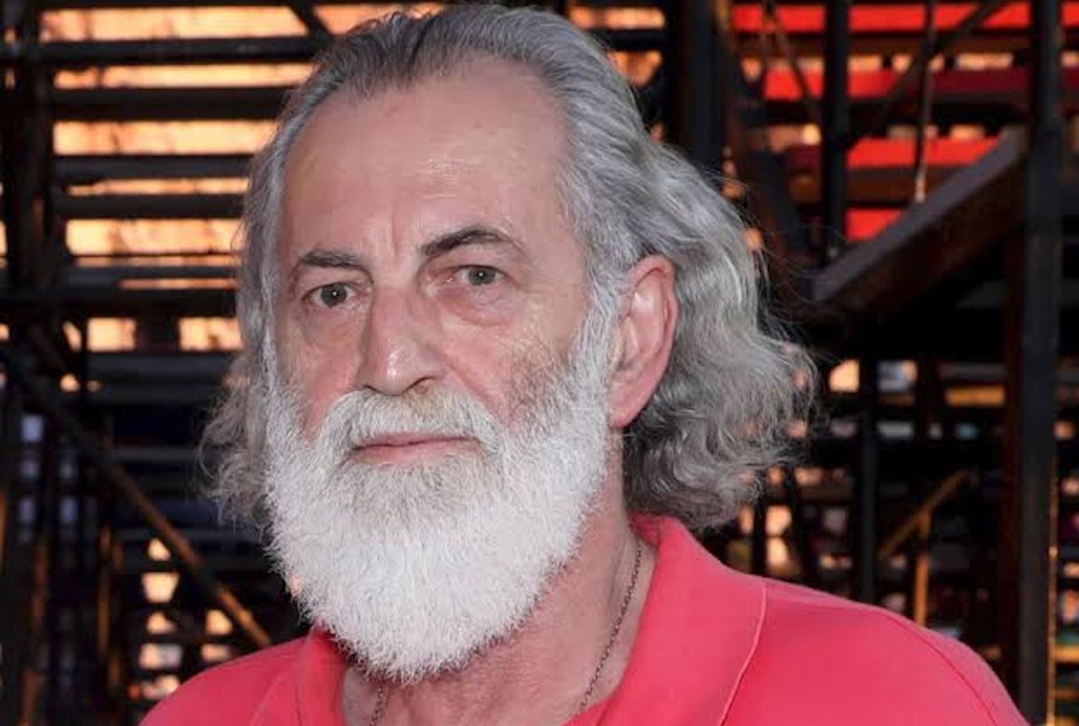 Μιχάλης Αεράκης: «Οι σχέσεις με τον πατέρα μου είχαν διακοπεί για τρία χρόνια»