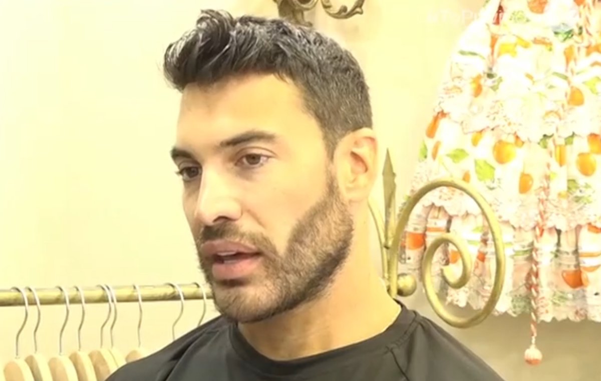 Γιώργος Ασημακόπουλος: «Ξυπνάω και λέω “αγάπη μου, πόσο ωραίος είσαι”»