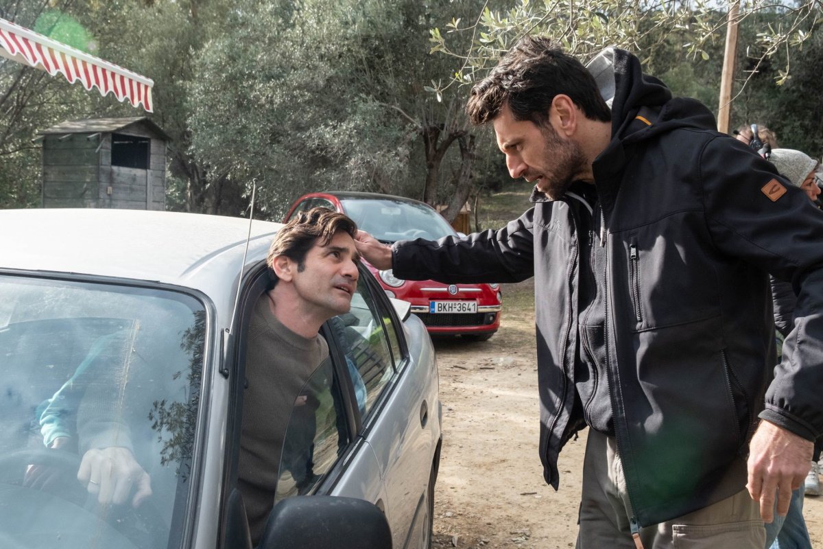 Κάμπινγκ: Ο πολυμήχανος λογιστής που βρίσκει καταφύγιο σε έναν «Άλλο Κόσμο»