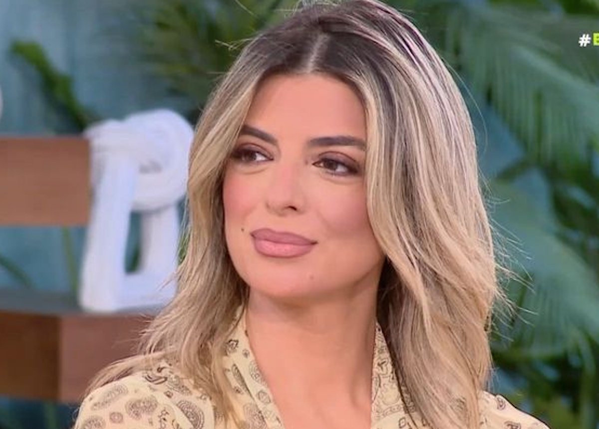Νίκη Λάμη: «Μου φαίνεται τρελό ένας άνθρωπος να σε βγάλει φωτογραφία με το κινητό του για να τη στείλει κάπου»