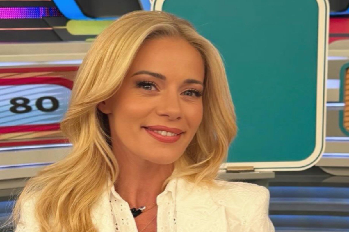 Ζέτα Μακρυπούλια: «Μια ακόμη χρονιά γεμάτη Rouk Zouk έφτασε στο τέλος της – Θα επανέλθω! Ίσως και όχι…»