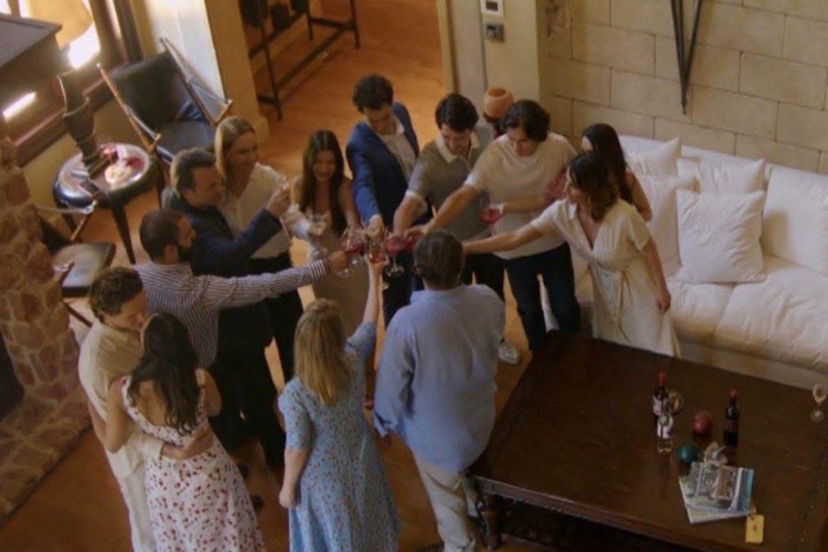 Να μ’ αγαπάς: Το Χ τρολάρει τις οικογένειες Καλλιγά, Μανιάτη και Νικολούδη – «Μιλάμε για σοβαρό πένθος!»