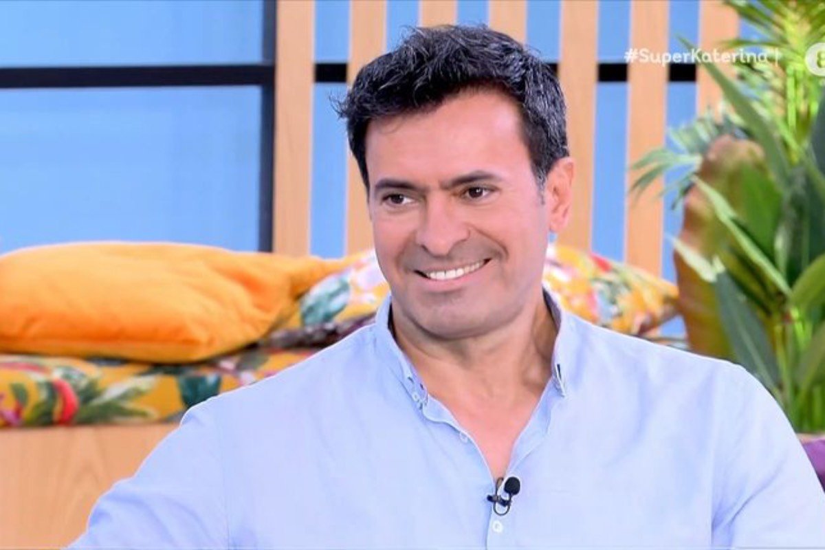 Νίκος Παπαδάκης: «Αν μπορούσα να γυρίσω στο παρελθόν δεν θα επέστρεφα από την Αμερική – Το έχω μετανιώσει»