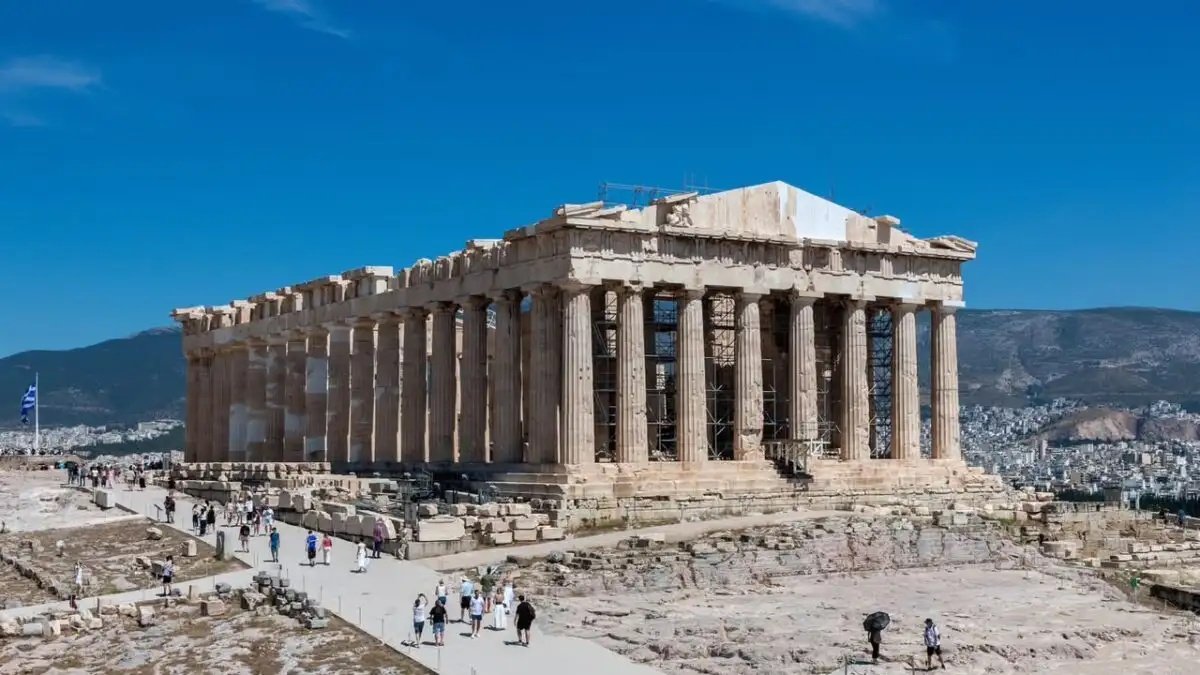 Παρθενώνας: Το δυτικό αέτωμα ολοκληρώθηκε μετά από 220 χρόνια – Ιστορική στιγμή