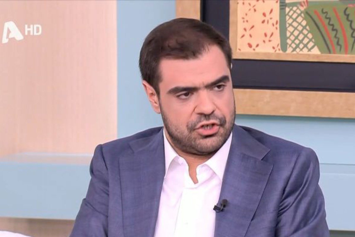 Παύλος Μαρινάκης: «Η γυναίκα μου είναι ένας άνθρωπος που δεν έχει social media – Δεν έχει καμία αγάπη για την πολιτική…»