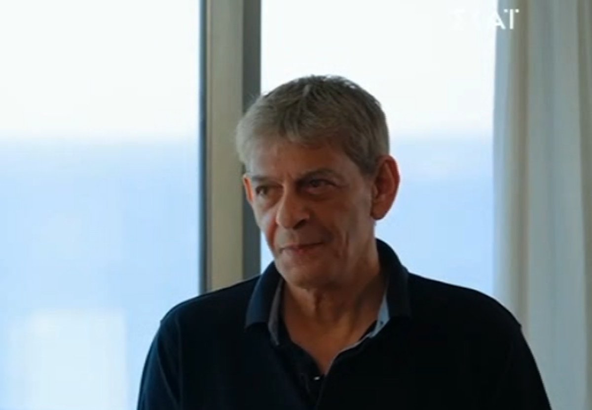Μιχάλης Ρακιντζής: «Η στολή στη Eurovision ήταν ευγενική χορηγεία των ΜΑΤ – Όταν ζήτησα τα ρούχα, μου είπαν ότι δεν…»